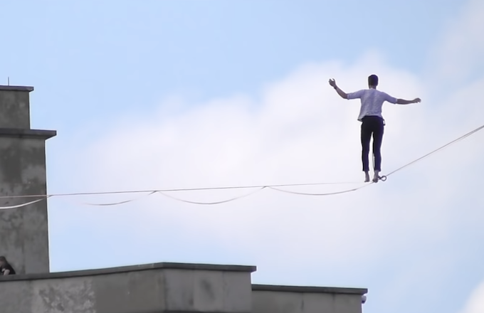 Dalla Tour Eiffel al Trocadéro sospeso nel vuoto